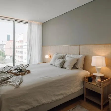 Marzano - 2 Bedrooms And Terrace In Alvalade Appartement