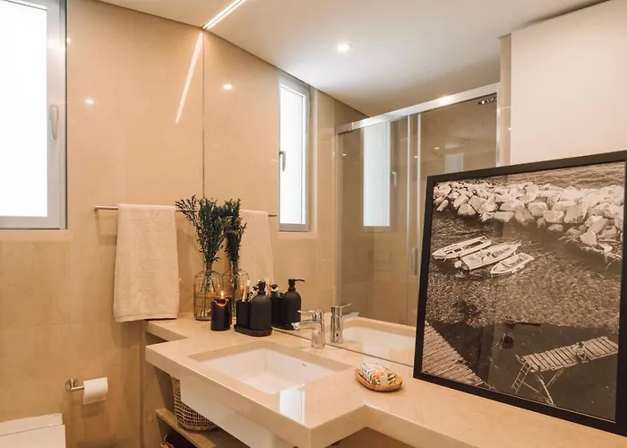 Marzano - 2 Bedrooms And Terrace In Alvalade