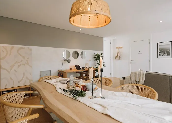 דירה Marzano - 2 Bedrooms And Terrace In Alvalade *