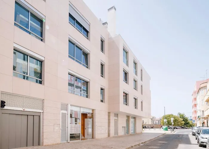 Marzano - 2 Bedrooms And Terrace In Alvalade